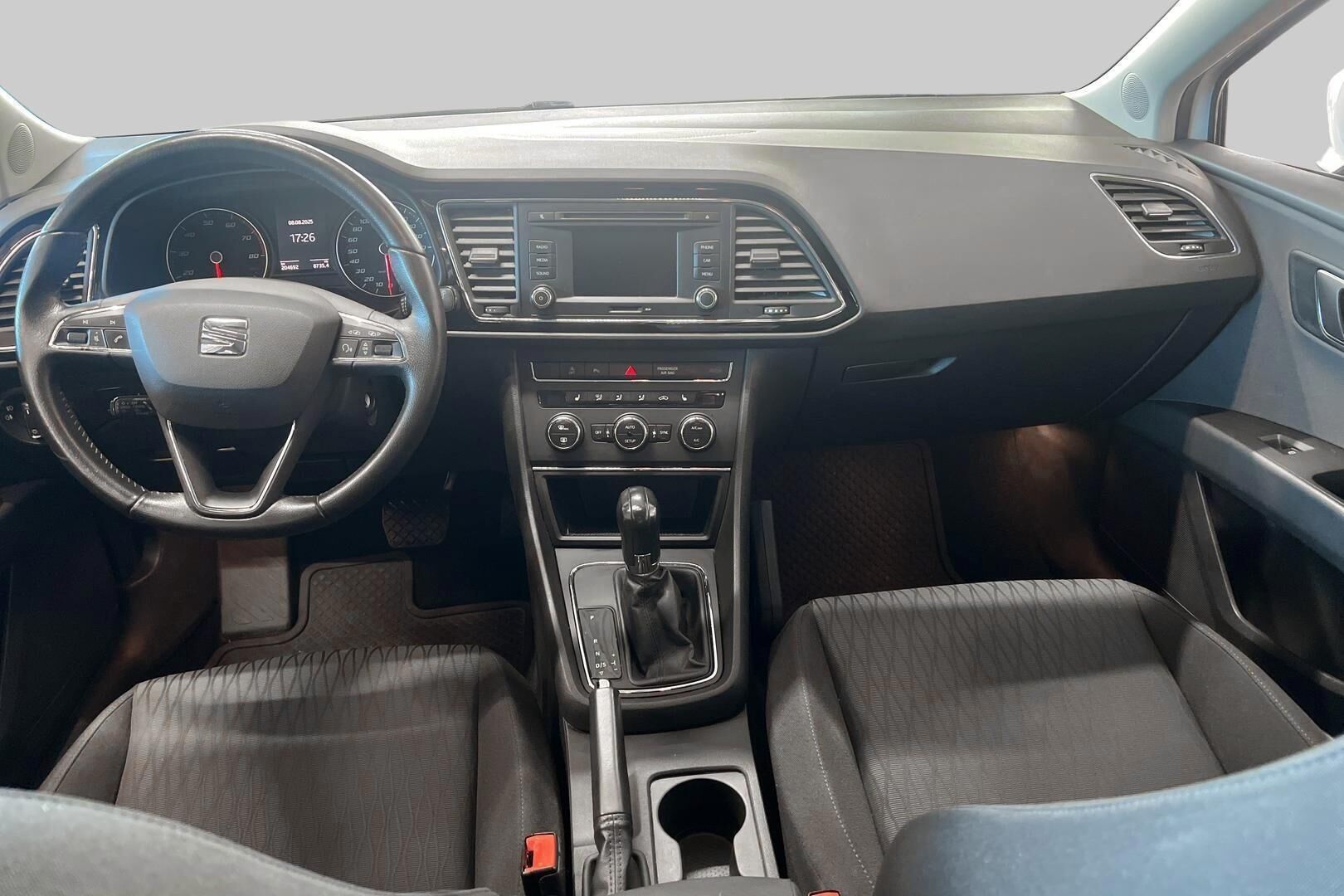 Seat Leon ST iso kuva 9