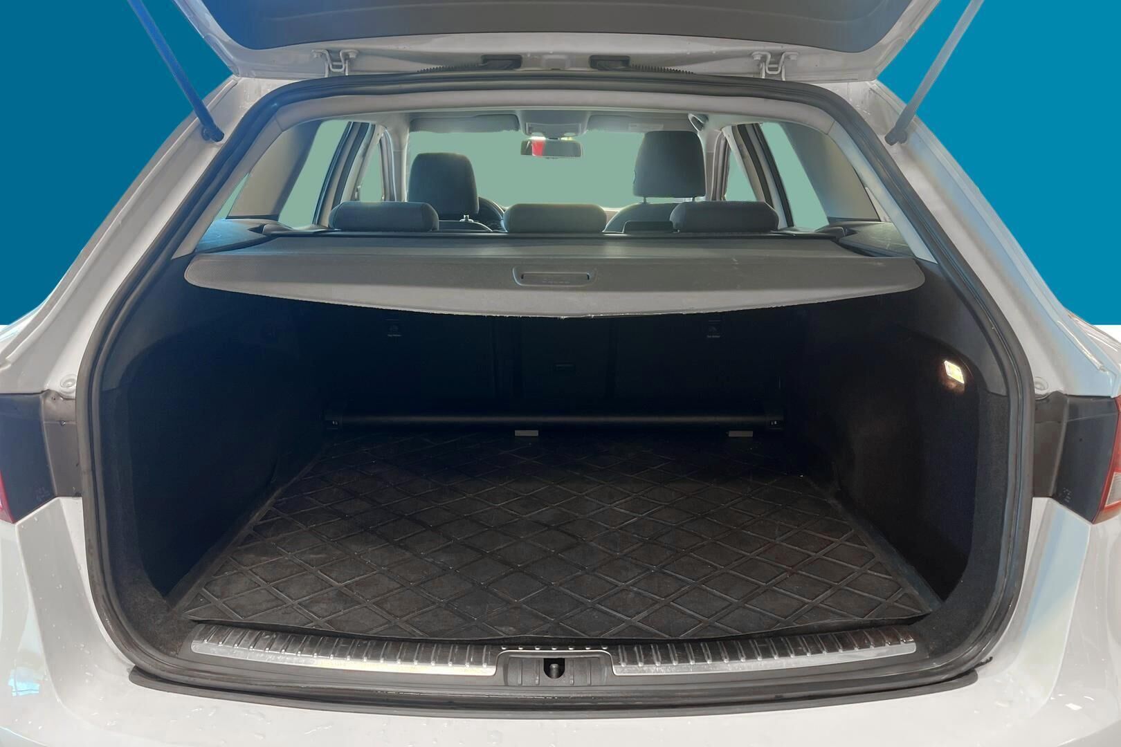 Seat Leon ST iso kuva 10