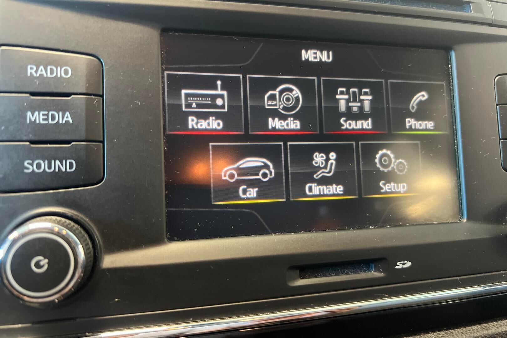 Seat Leon ST iso kuva 19