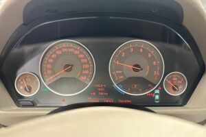 BMW 3-sarja esikatselu 11