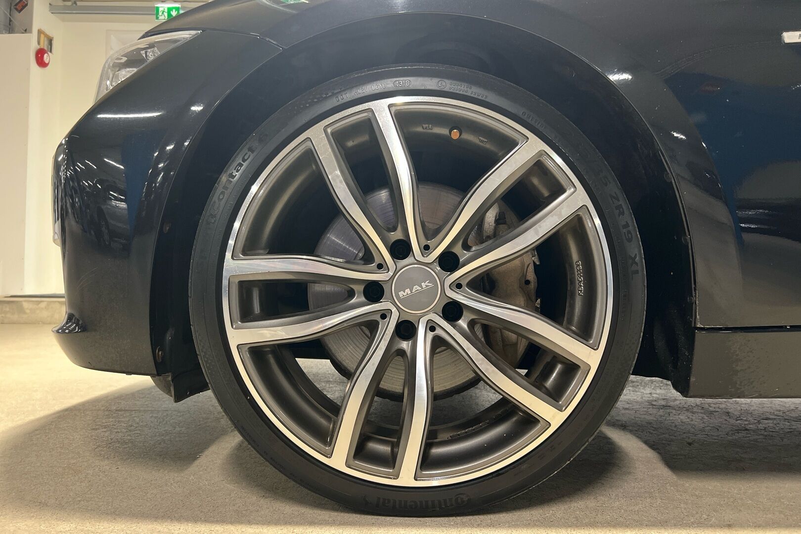 BMW 3-sarja iso kuva 17