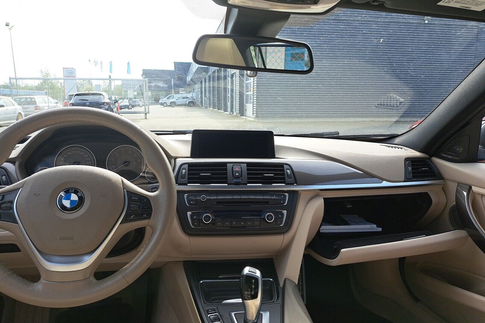 BMW 3-sarja iso kuva 2