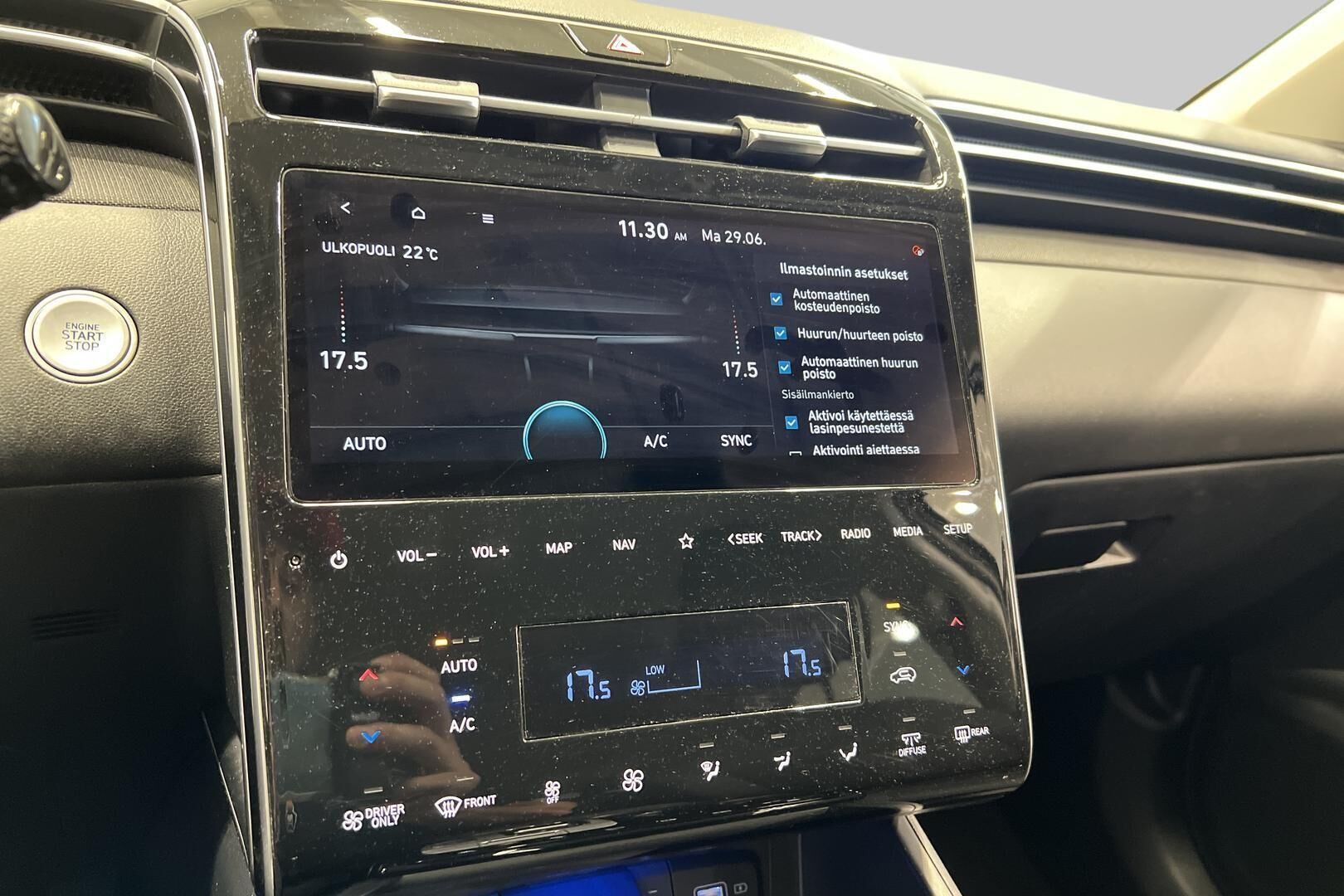 Hyundai Tucson iso kuva 14