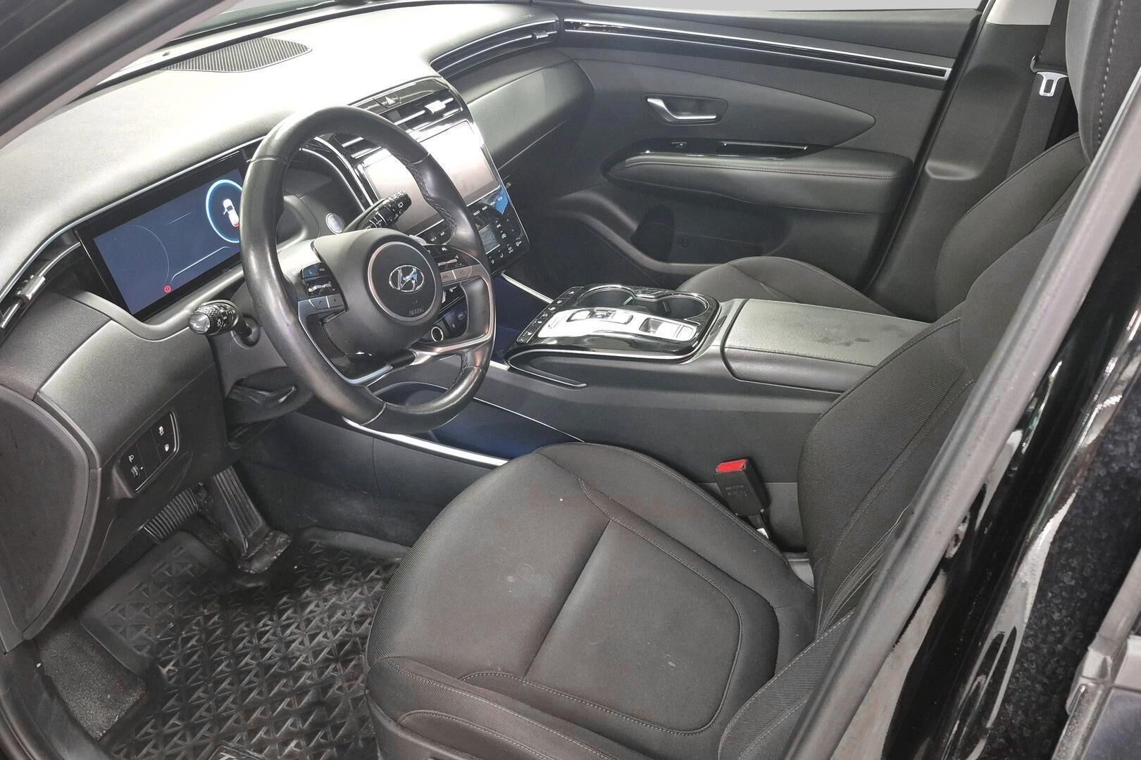 Hyundai Tucson iso kuva 2