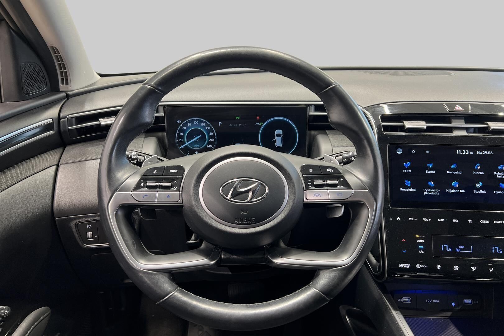 Hyundai Tucson iso kuva 23