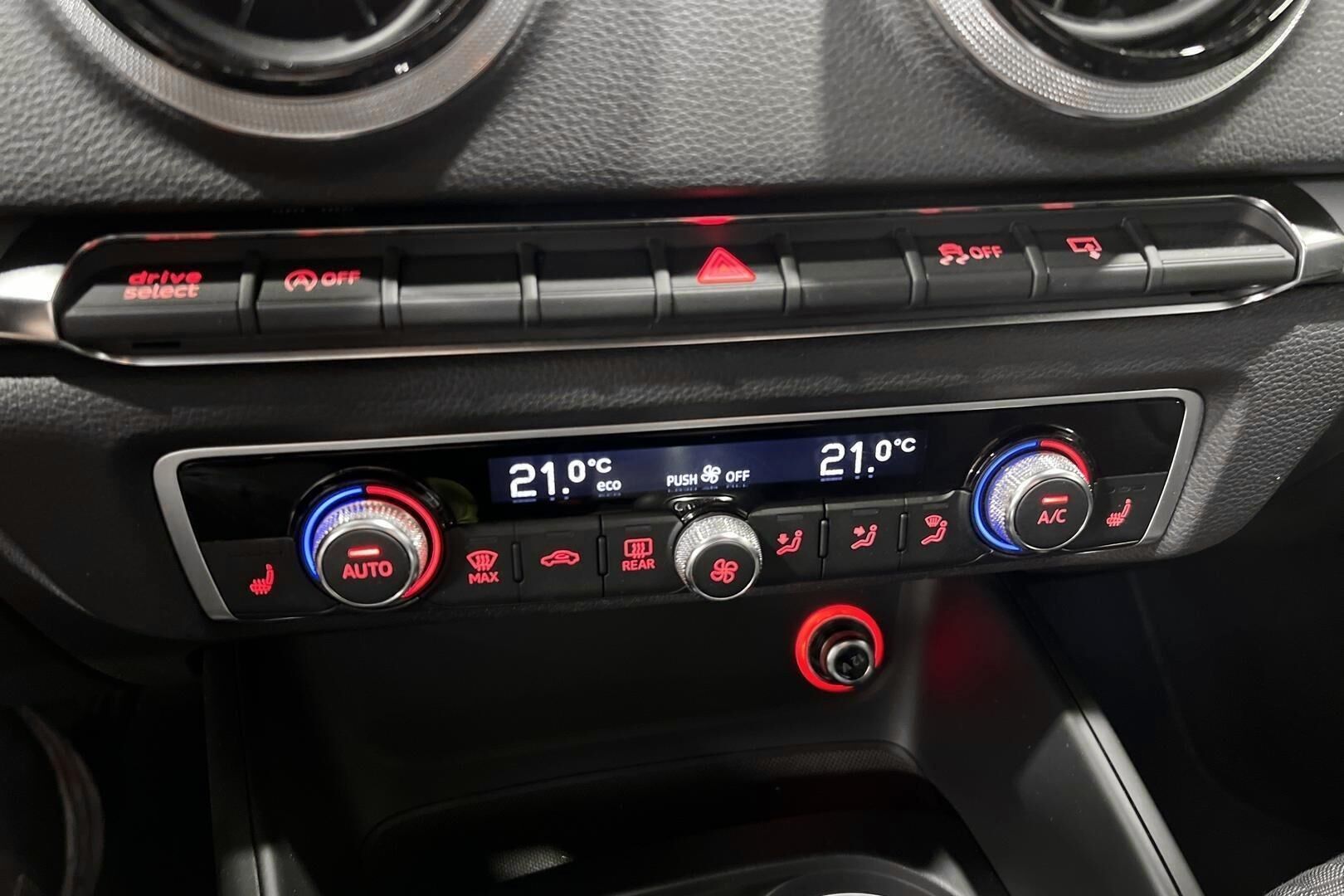 Audi A3 iso kuva 23