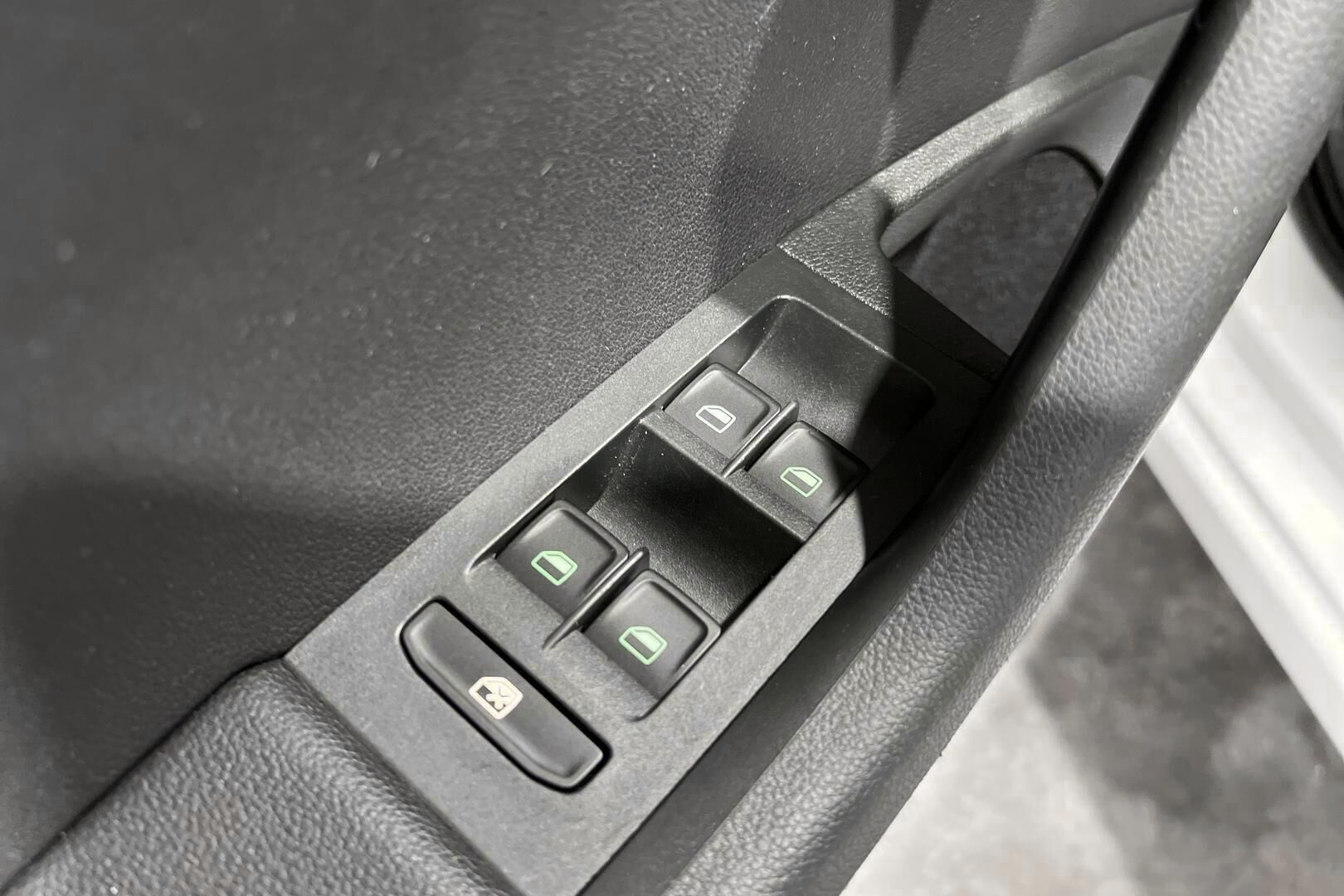 Skoda Octavia iso kuva 15