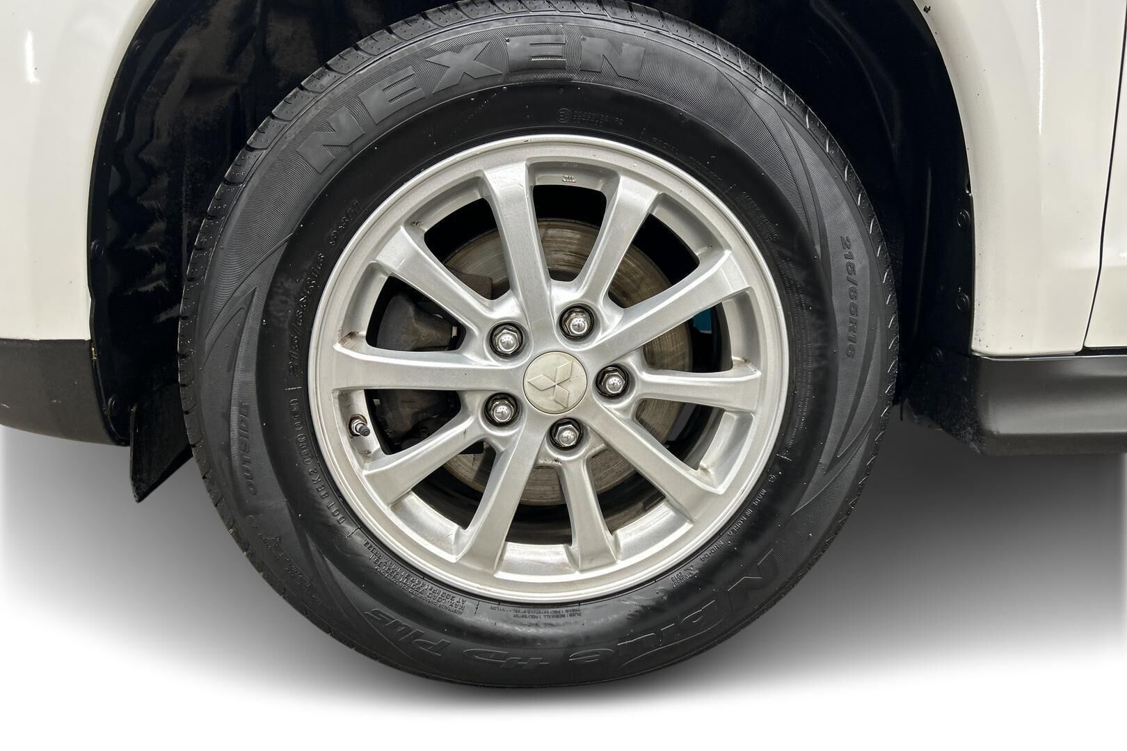 Mitsubishi ASX iso kuva 13