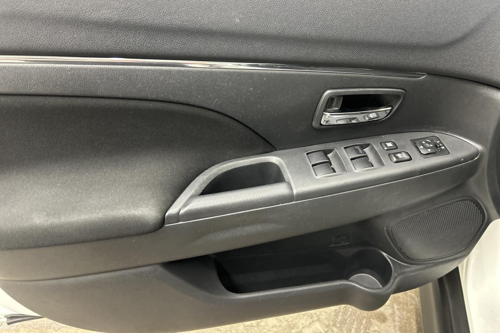 Mitsubishi ASX iso kuva 14
