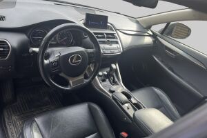 Lexus NX esikatselu 2
