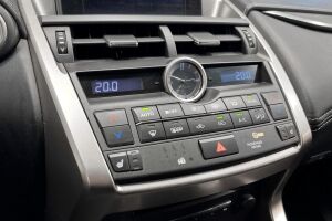 Lexus NX esikatselu 13