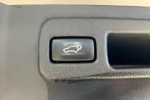 Lexus NX esikatselu 22