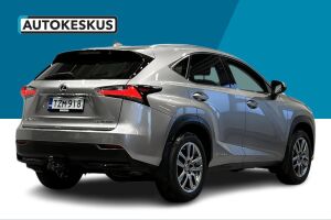 Lexus NX esikatselu 3