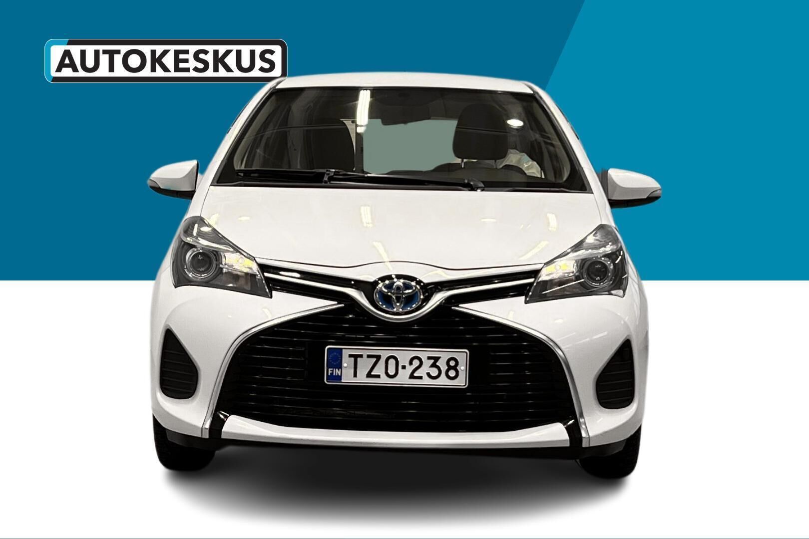 Toyota Yaris iso kuva 11