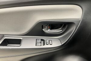 Toyota Yaris esikatselu 26