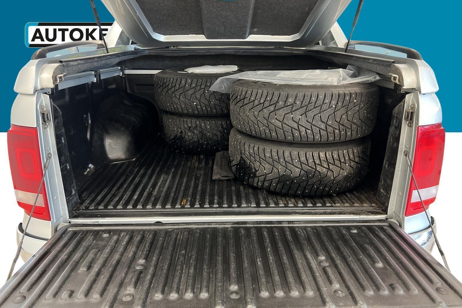 Volkswagen Amarok iso kuva 11