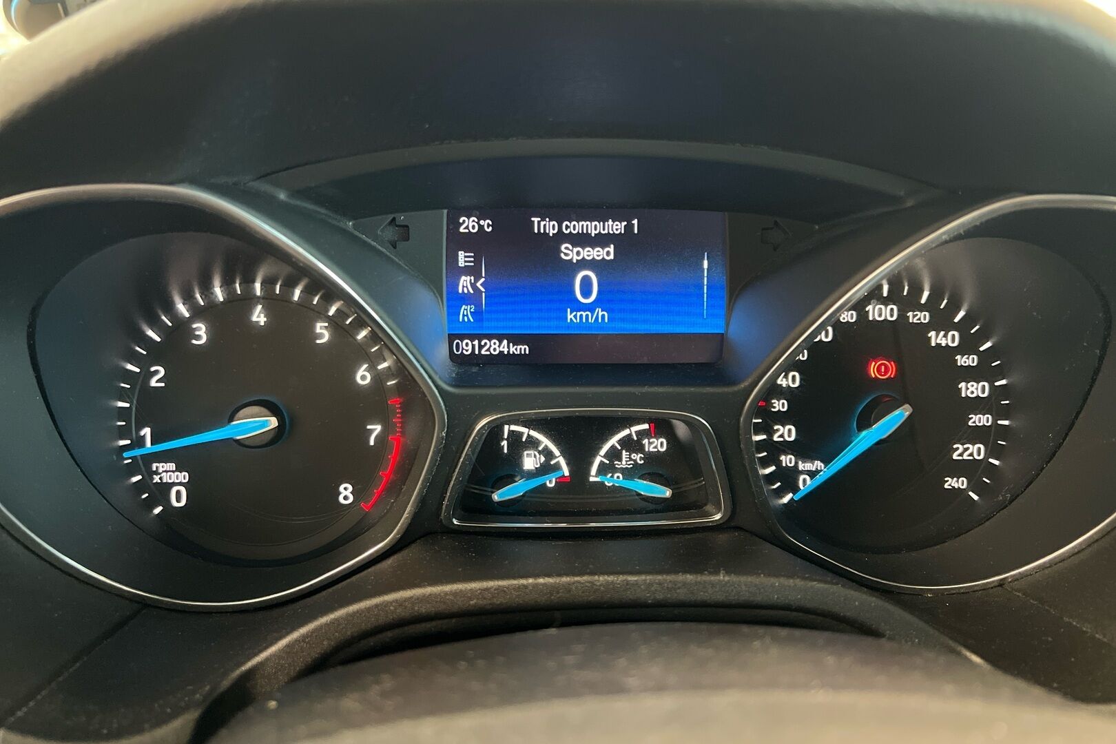 Ford Focus iso kuva 11