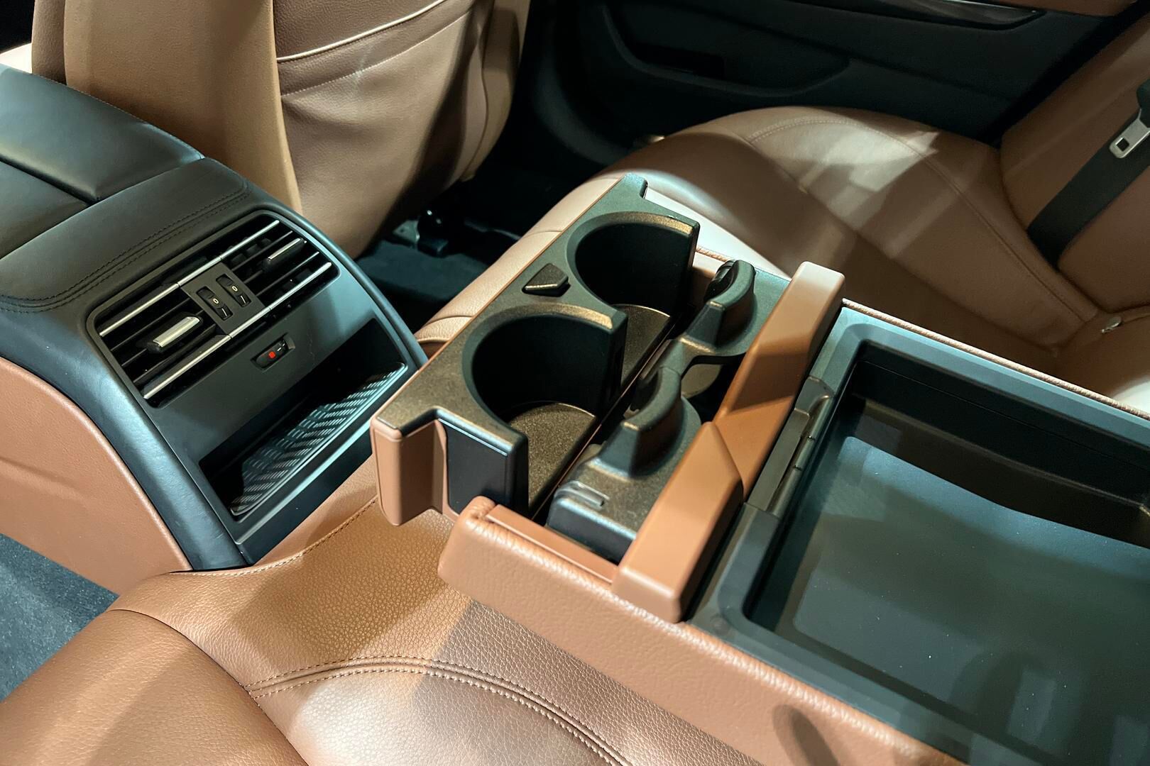 BMW 6-SARJA iso kuva 28