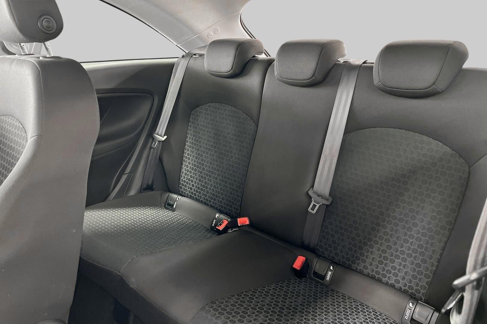 Opel Corsa iso kuva 9