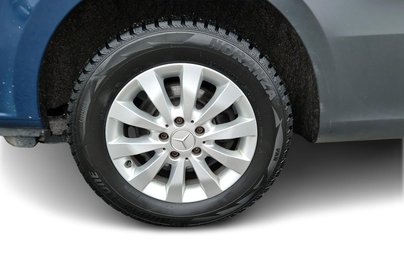 Mercedes-Benz Vito iso kuva 21