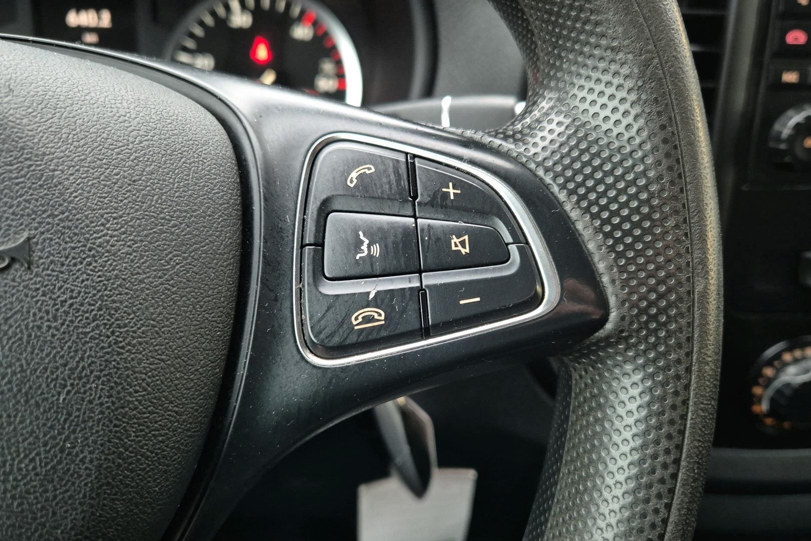 Mercedes-Benz Vito iso kuva 15