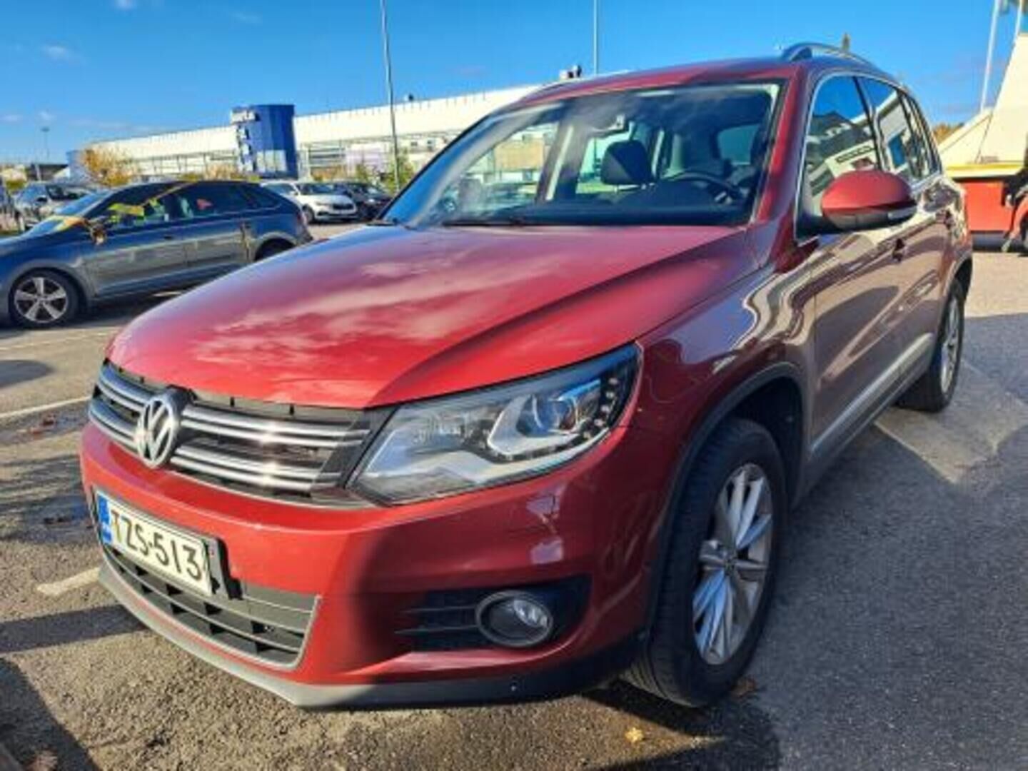 Volkswagen Tiguan iso kuva 0