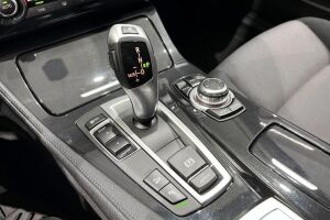 BMW 5-SARJA esikatselu 22