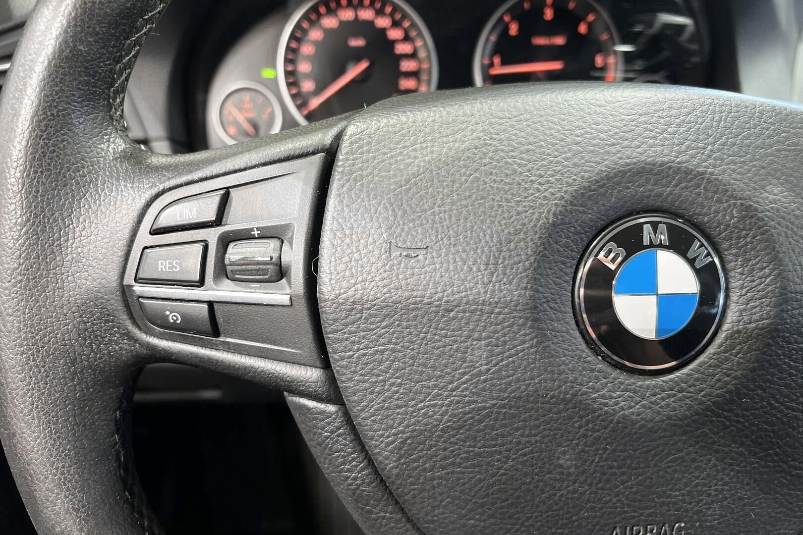 BMW 5-SARJA iso kuva 26