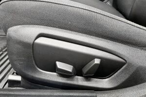 BMW 5-SARJA esikatselu 29