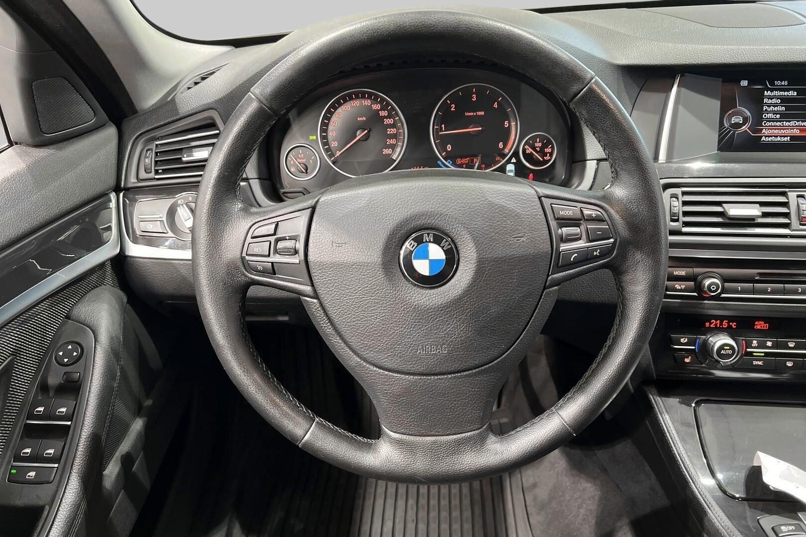 BMW 5-SARJA iso kuva 31