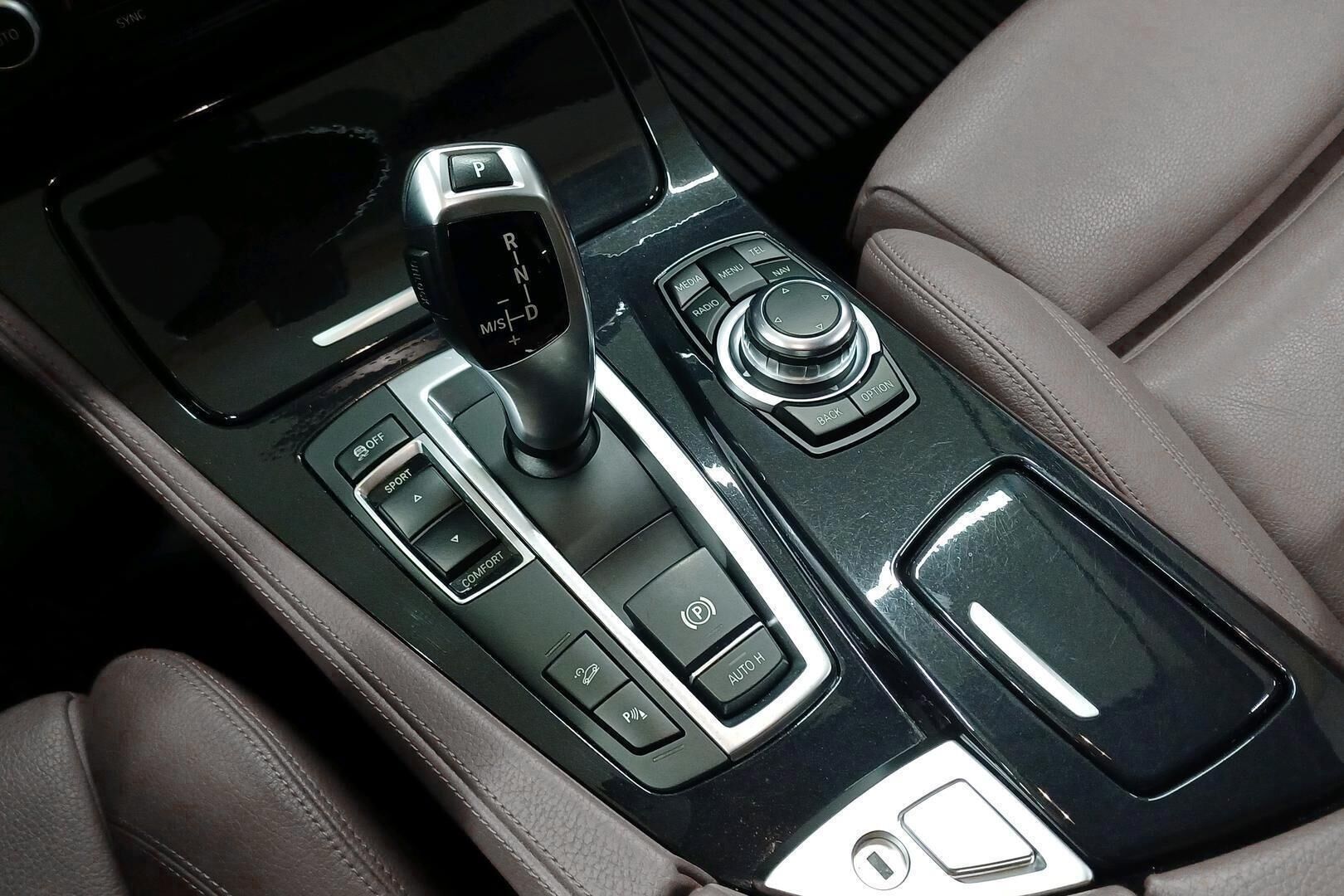 BMW 5-sarja iso kuva 15