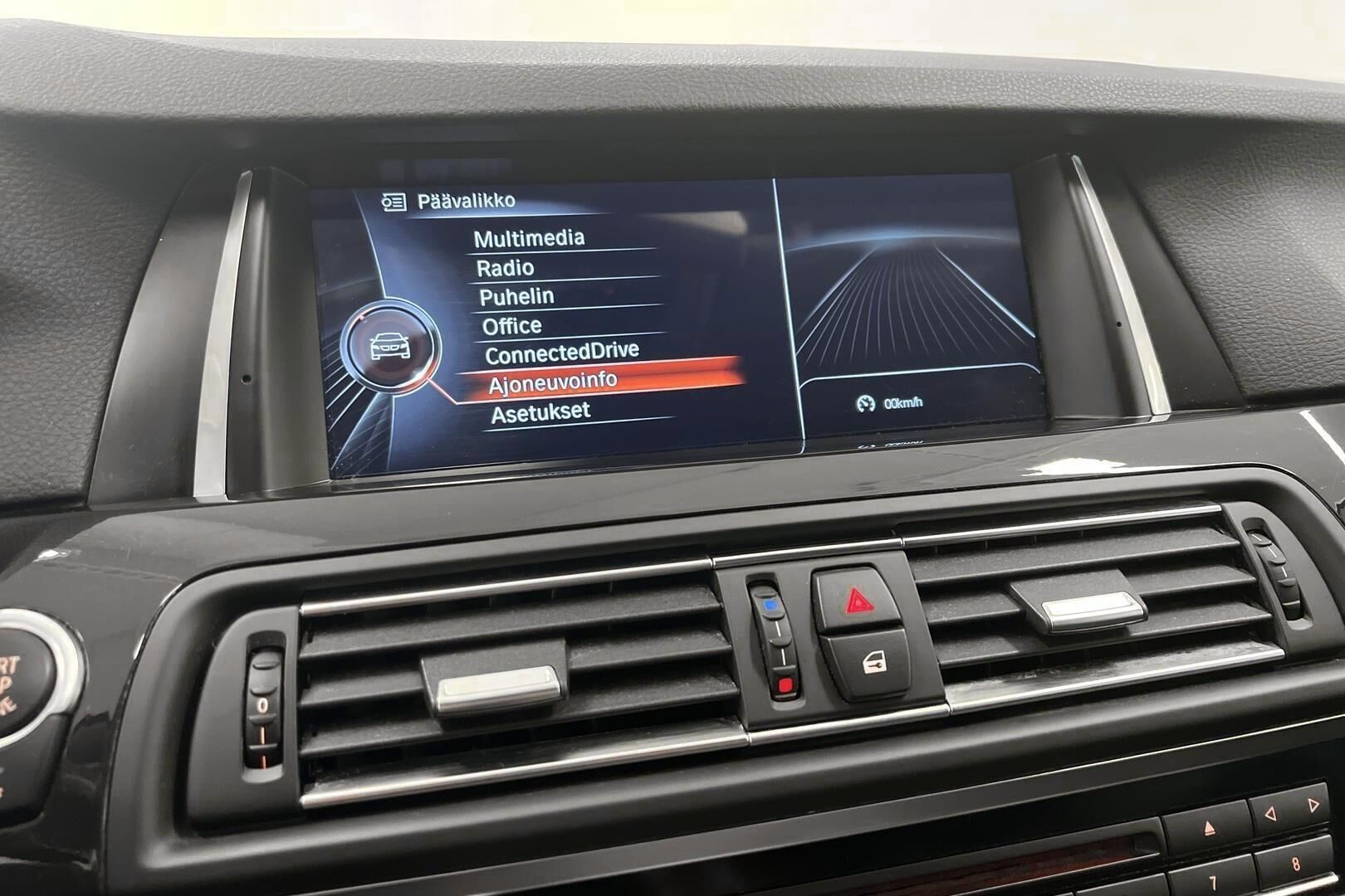 BMW 5-sarja iso kuva 15