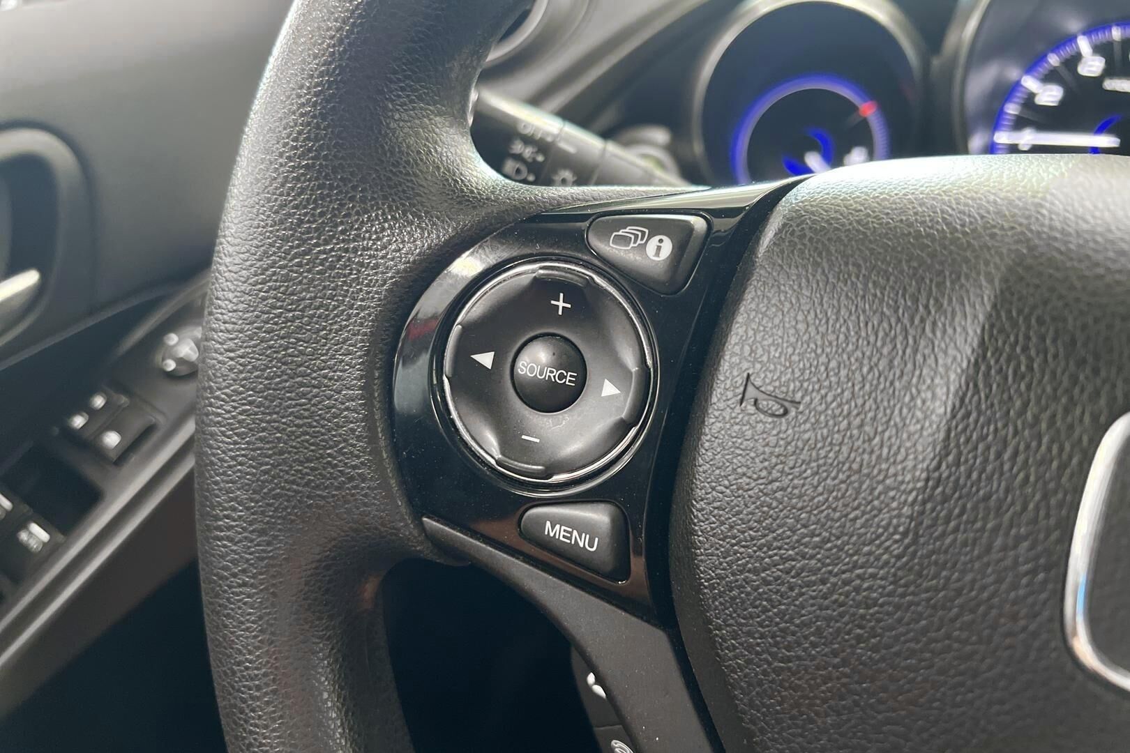Honda Civic iso kuva 14