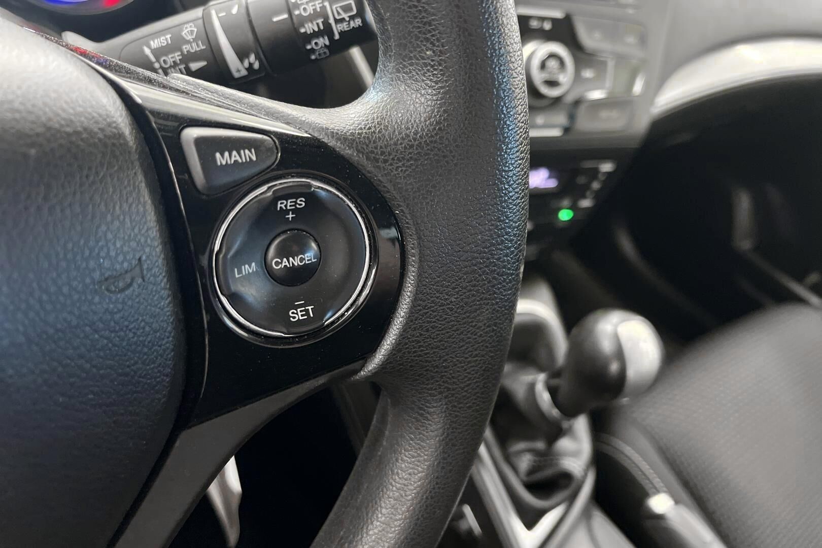 Honda Civic iso kuva 15
