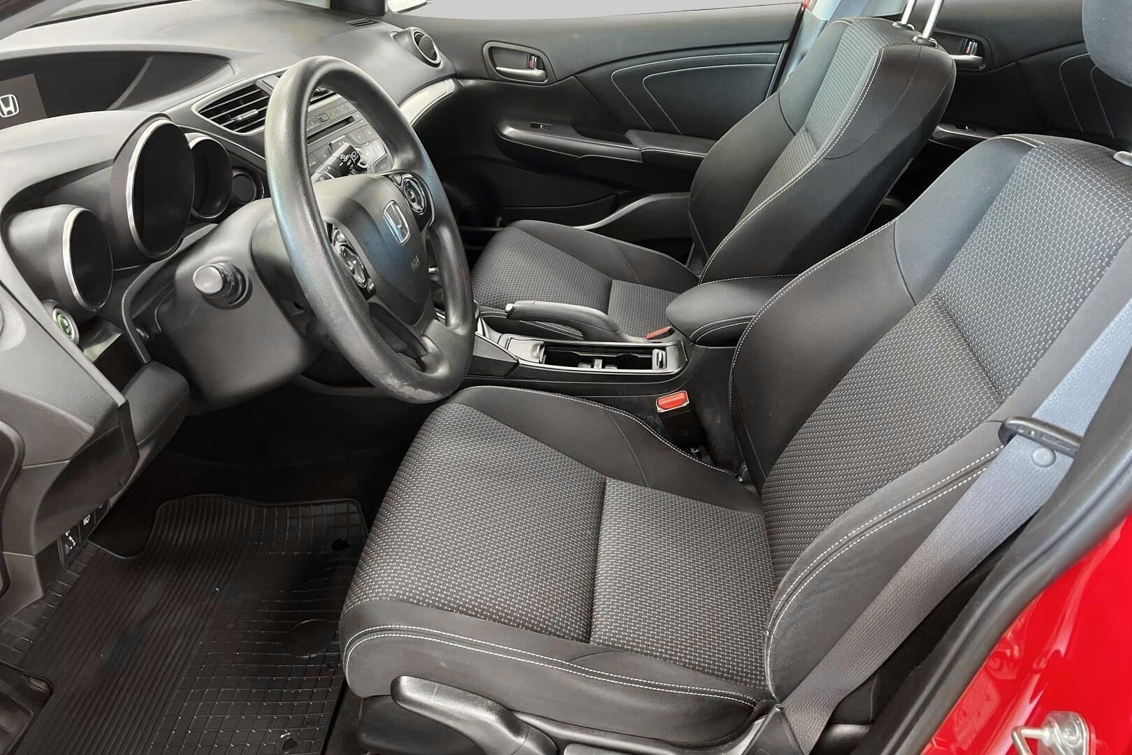Honda Civic iso kuva 6