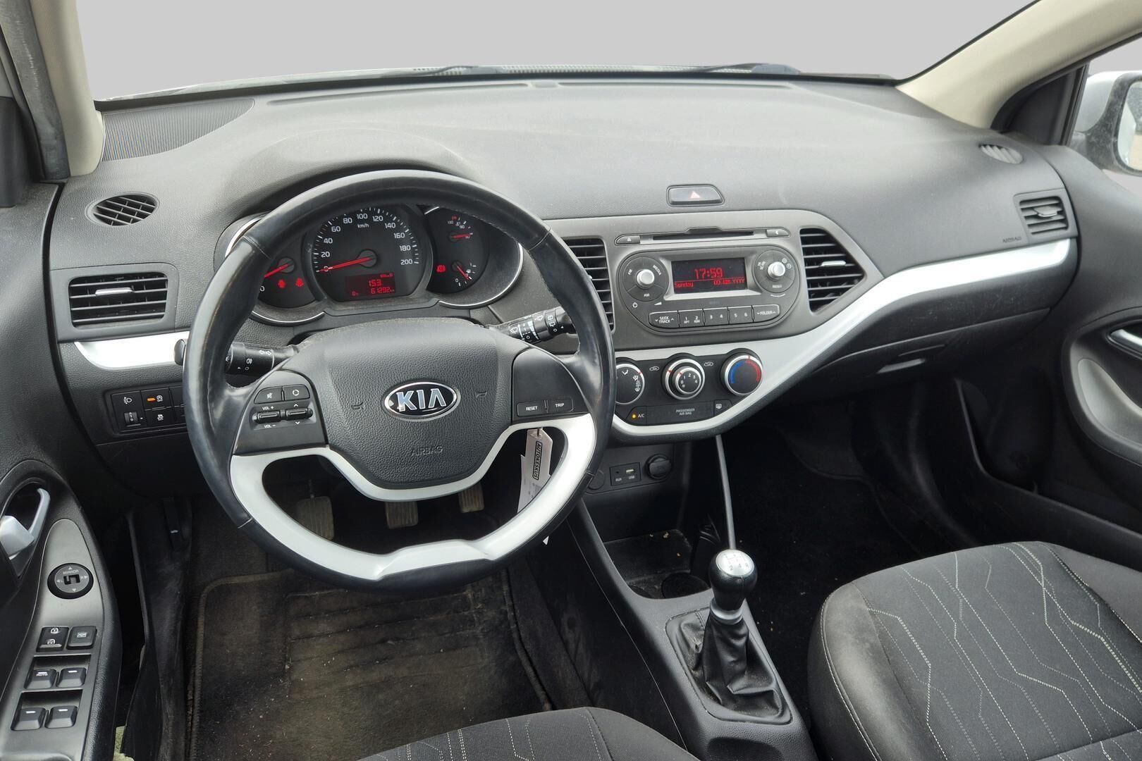 Kia Picanto iso kuva 2