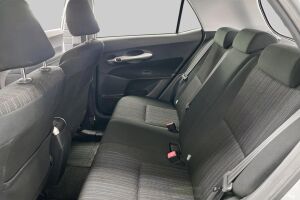 Toyota Auris esikatselu 10