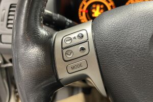 Toyota Auris esikatselu 16