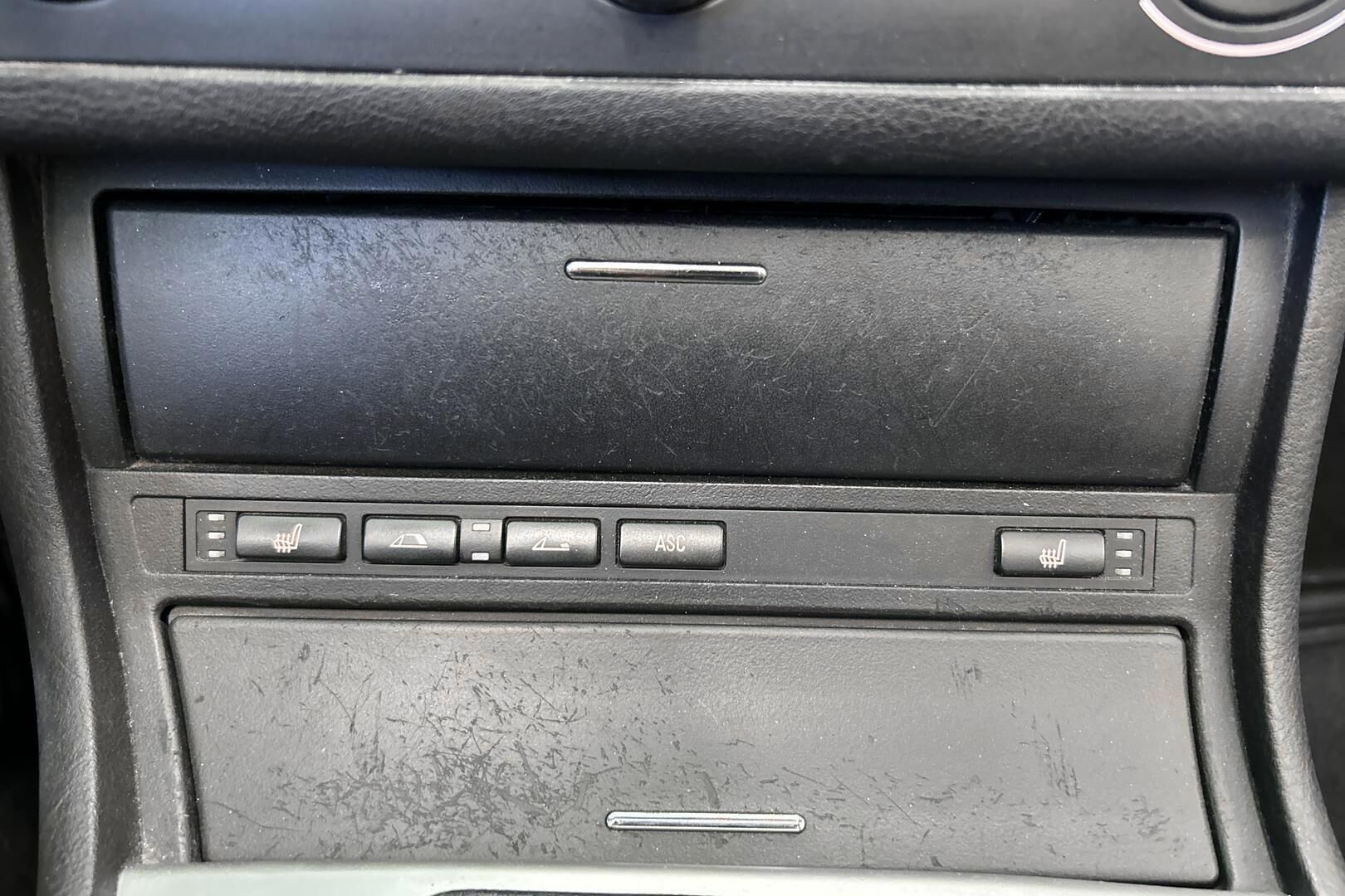 BMW 3-SARJA iso kuva 23