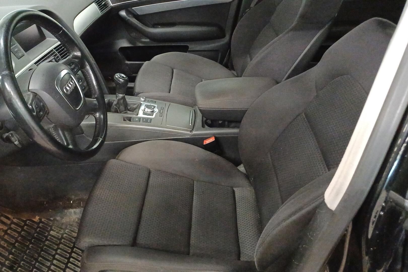 Audi A6 iso kuva 8