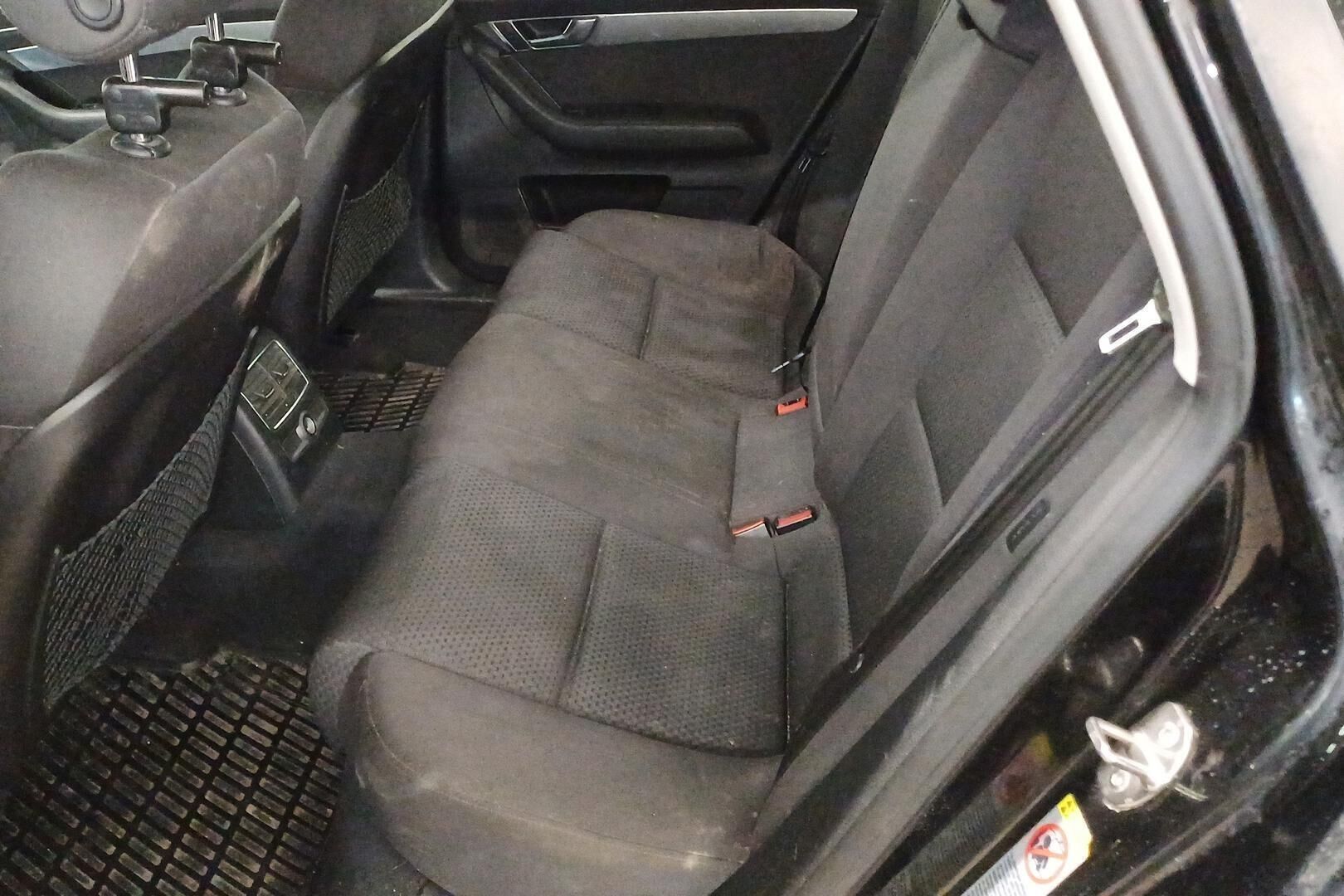 Audi A6 iso kuva 9