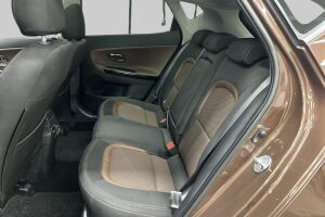 Kia cee'd esikatselu 10