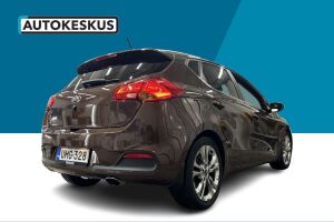 Kia cee'd esikatselu 5