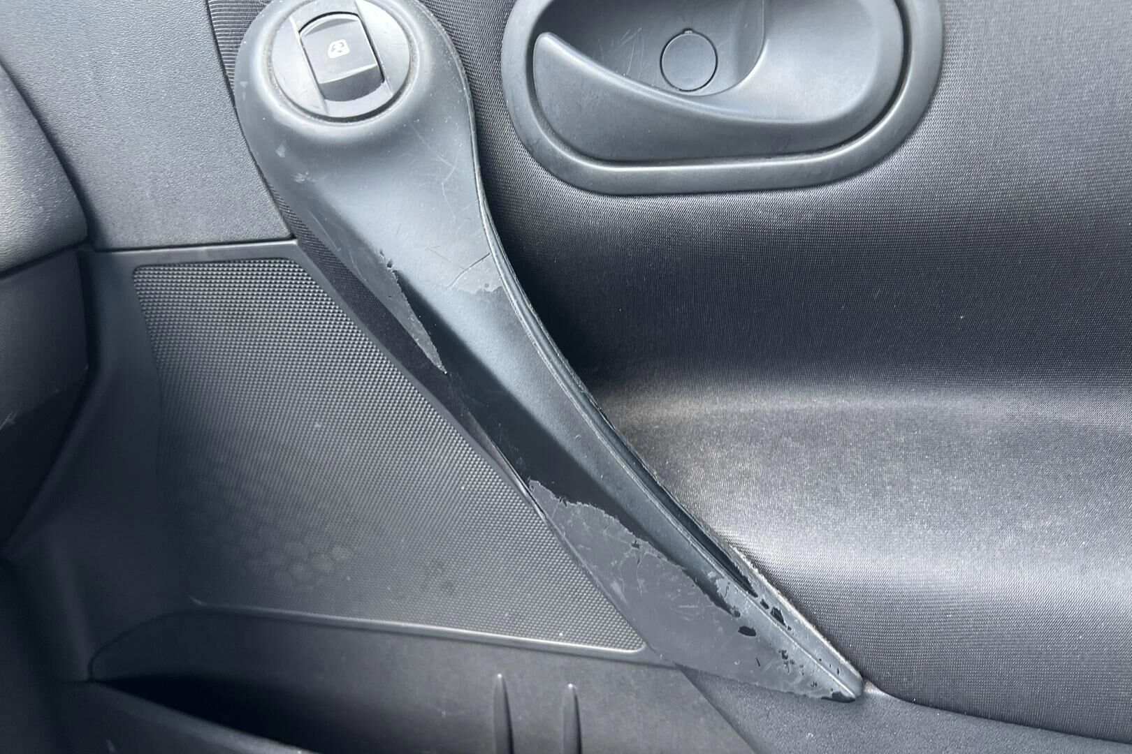 Renault Megane iso kuva 23
