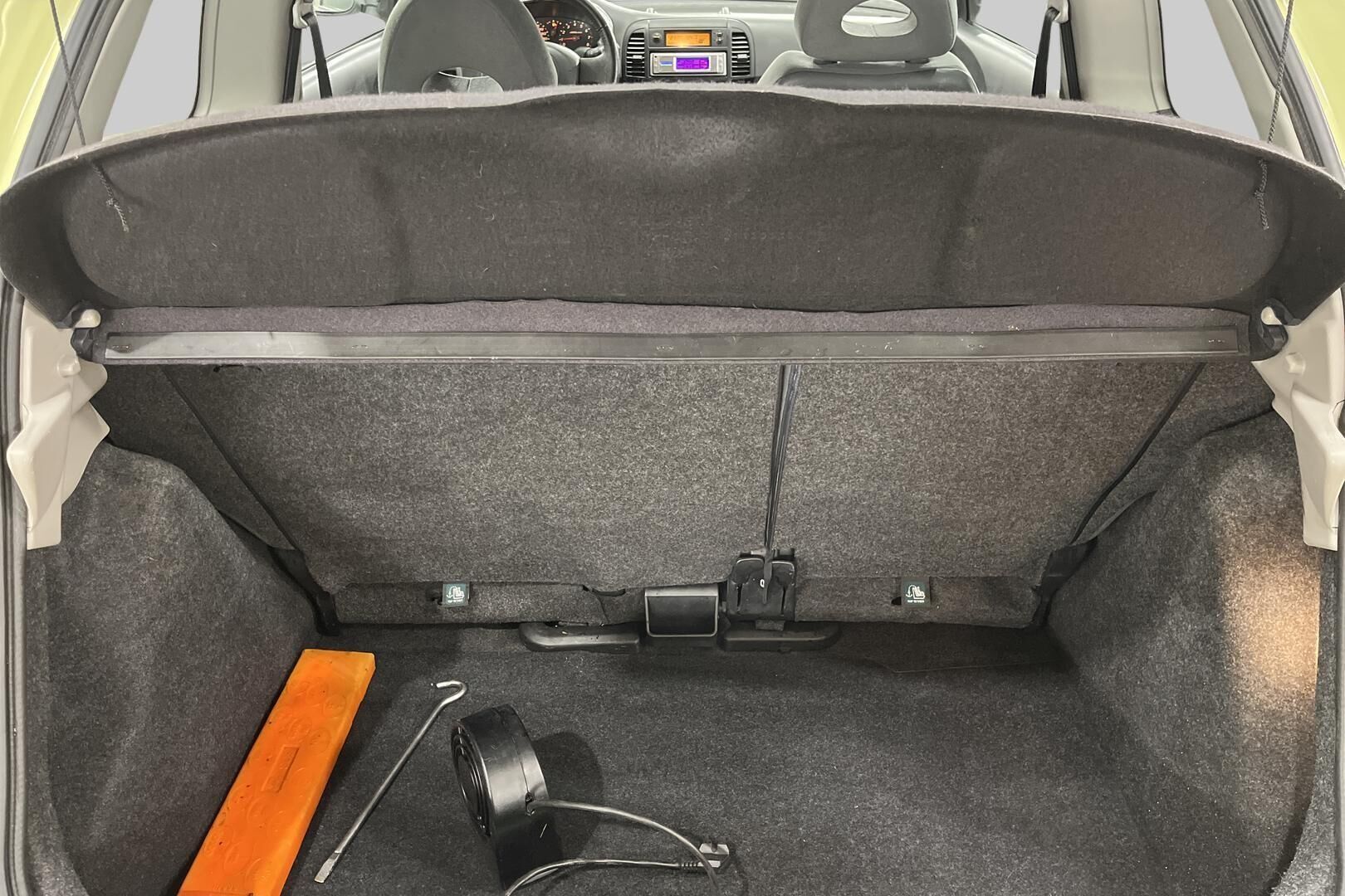 Nissan Micra iso kuva 11