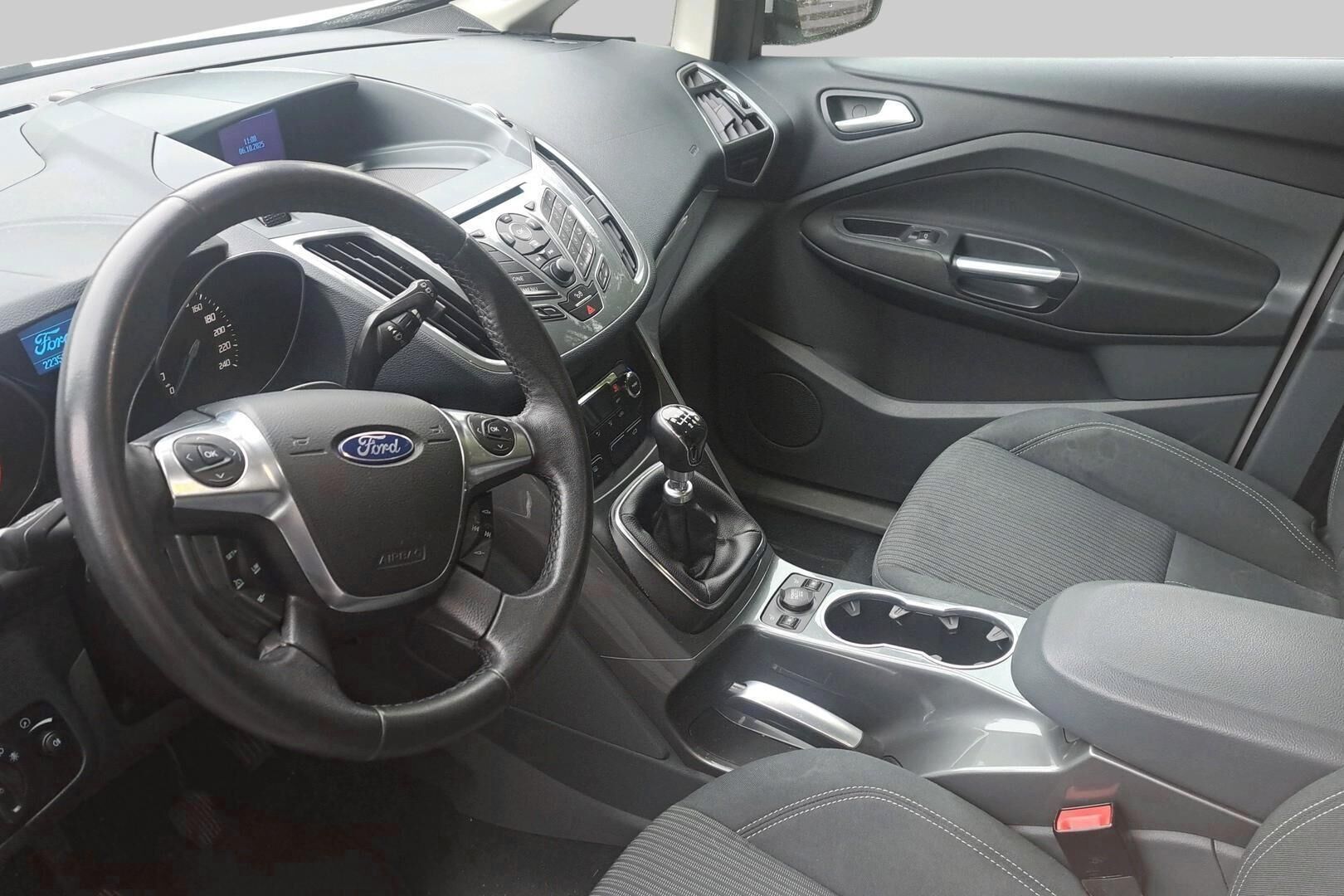 Ford Grand C-Max iso kuva 2