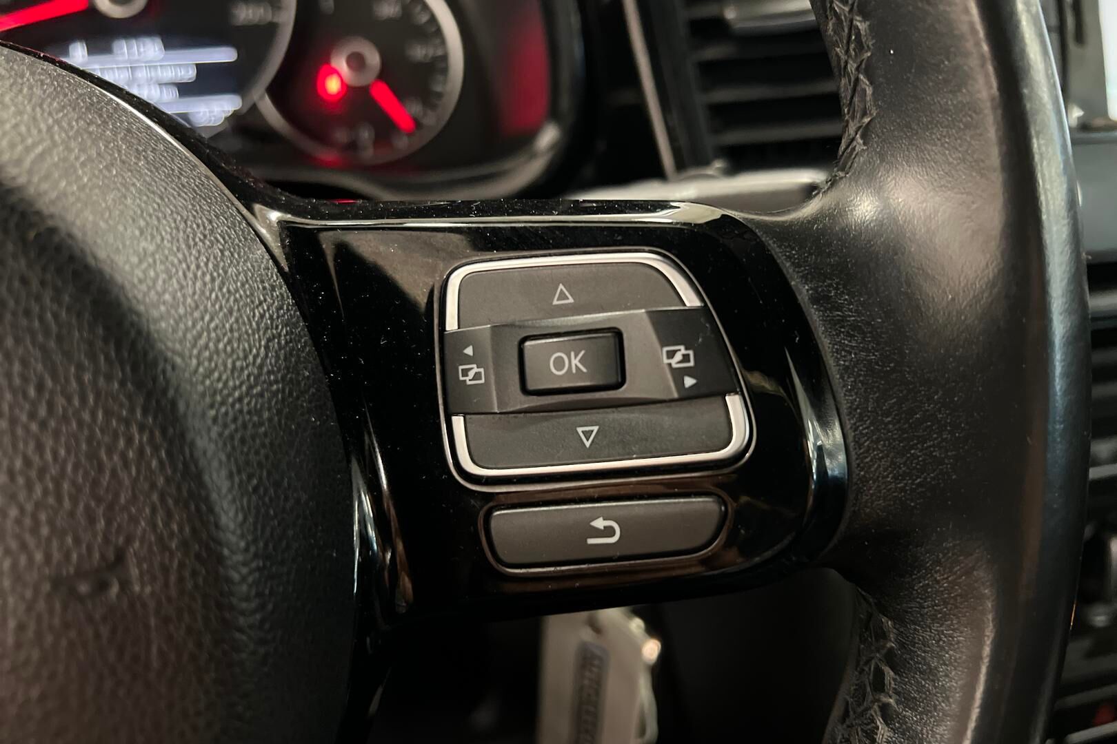 Volkswagen Beetle iso kuva 16