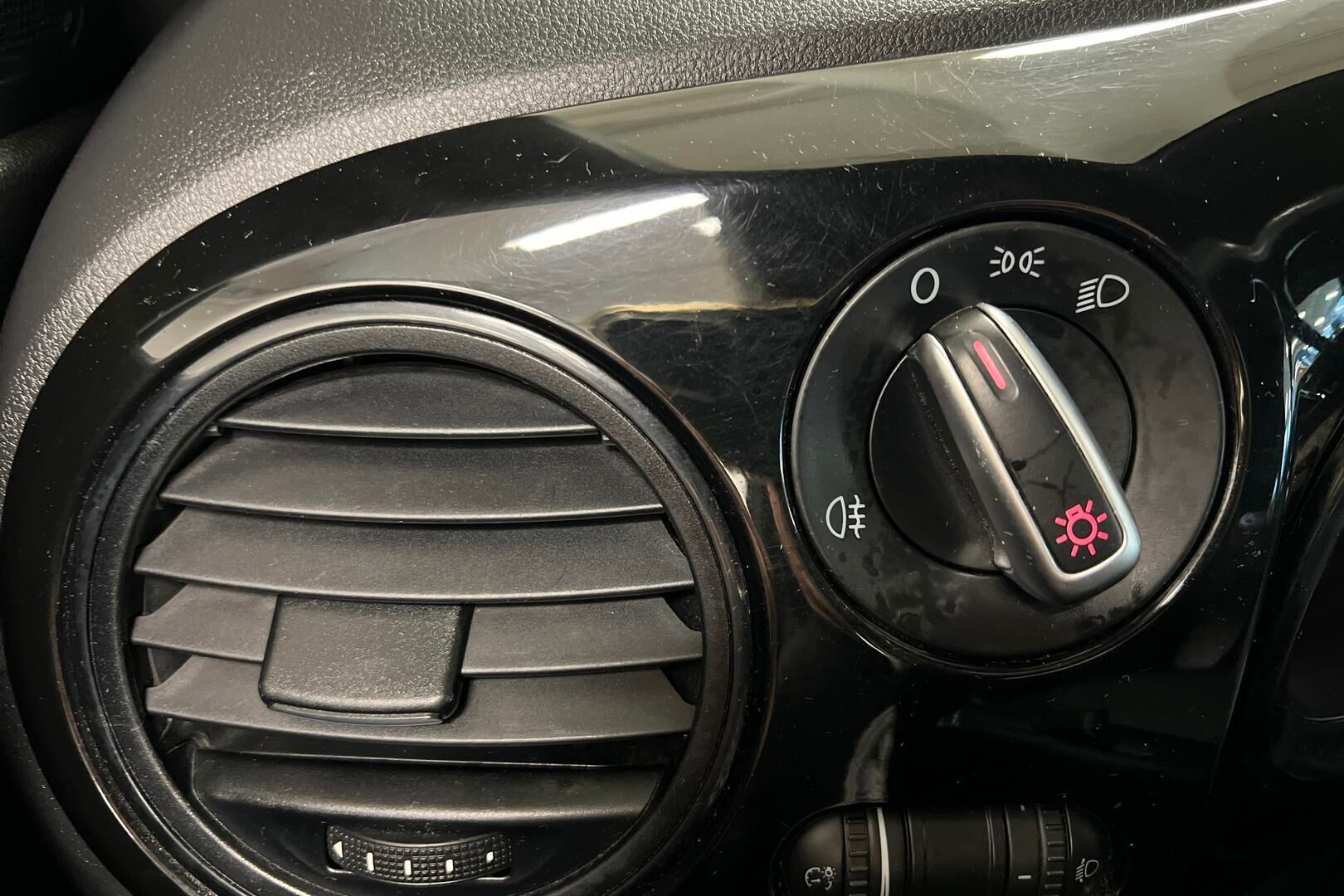 Volkswagen Beetle iso kuva 21