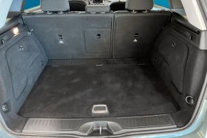 Mercedes-Benz B esikatselu 12