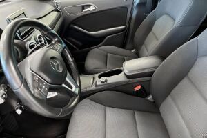 Mercedes-Benz B esikatselu 9